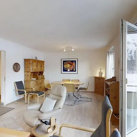 Apartment Plattas 16